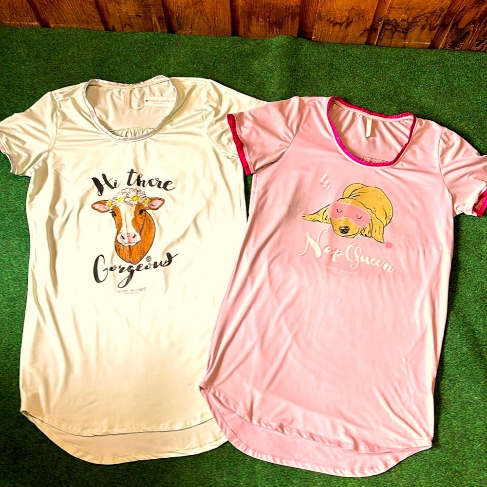 Simply Southern Set of 2 Nightgowns, EUC, size XS/Small, Hi There Gorgeous, Poly
